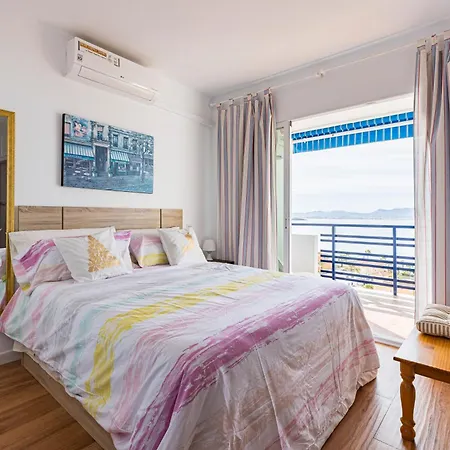 The Manga Sea View Crystal Clear Water & Sandy Beach, Fibre Wifi & Airco