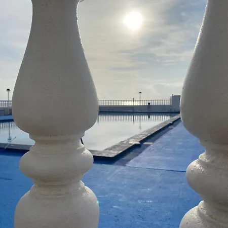 The Manga Sea-view Studio, Sandy & Crystal Clear Water, 5g Wifi & Airco * La Manga del Mar Menor