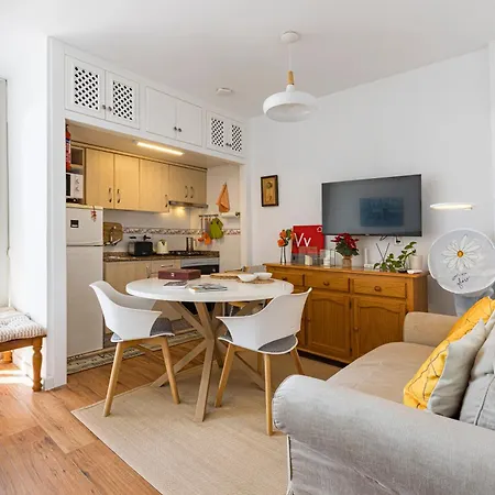 The Manga Boutique - Sea View & Premium Amenities Apartment