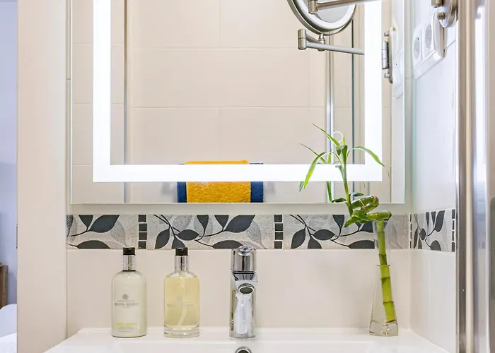 The Manga Boutique - Sea View & Premium Amenities *